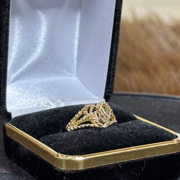 Love Heart Ring - Picture 4 of 4